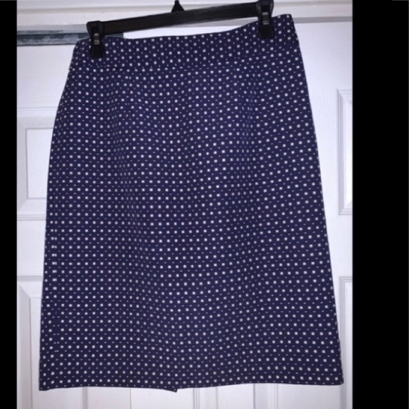 Banana Republic Skirt, Size 6 - Picture 1 of 4